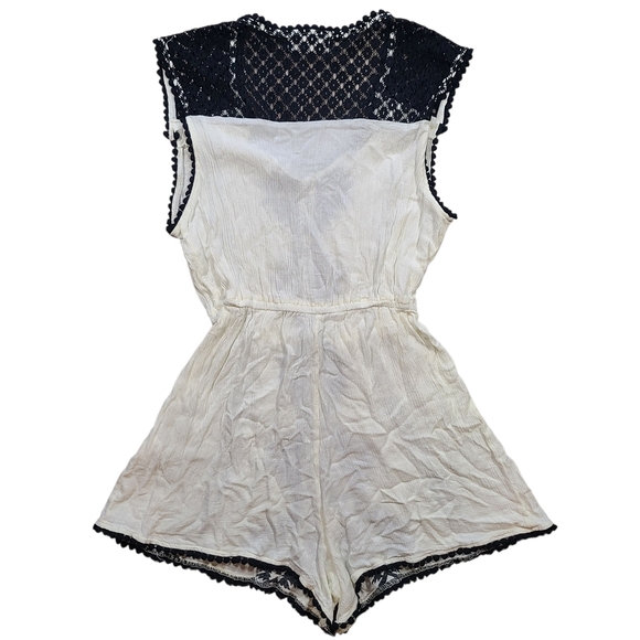 Altar’d State Aztec Embroidered Boho Romper Womens Medium Festival - Picture 3 of 11